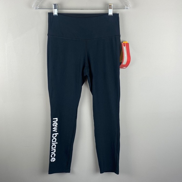 NWT Women New Balance BDry Black Capri Leggings Sz S Gym Running Wicking Workout - Picture 2 of 13